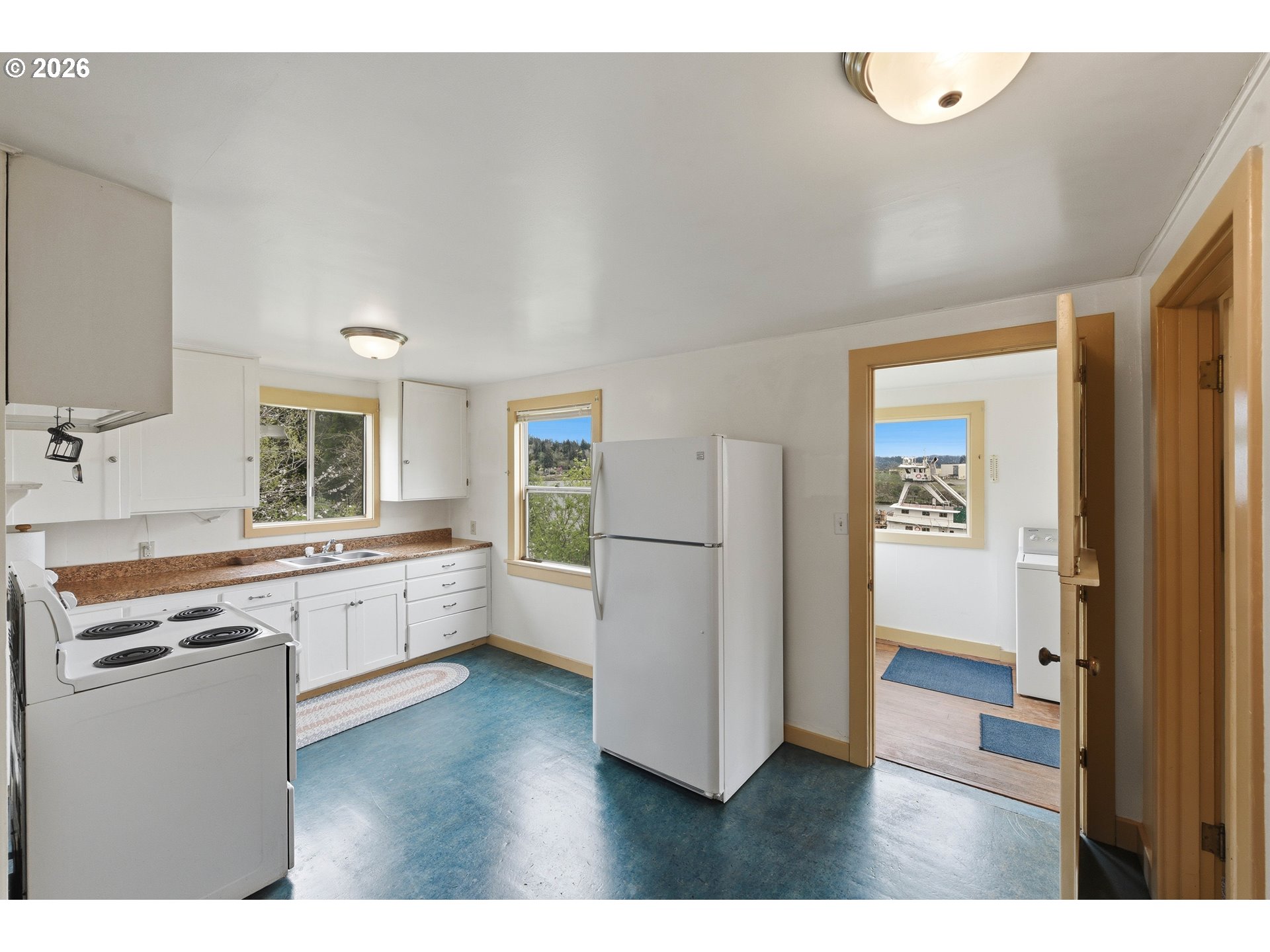 116 Fink Street Coos Bay, OR 97420 - Photo 21 of 42