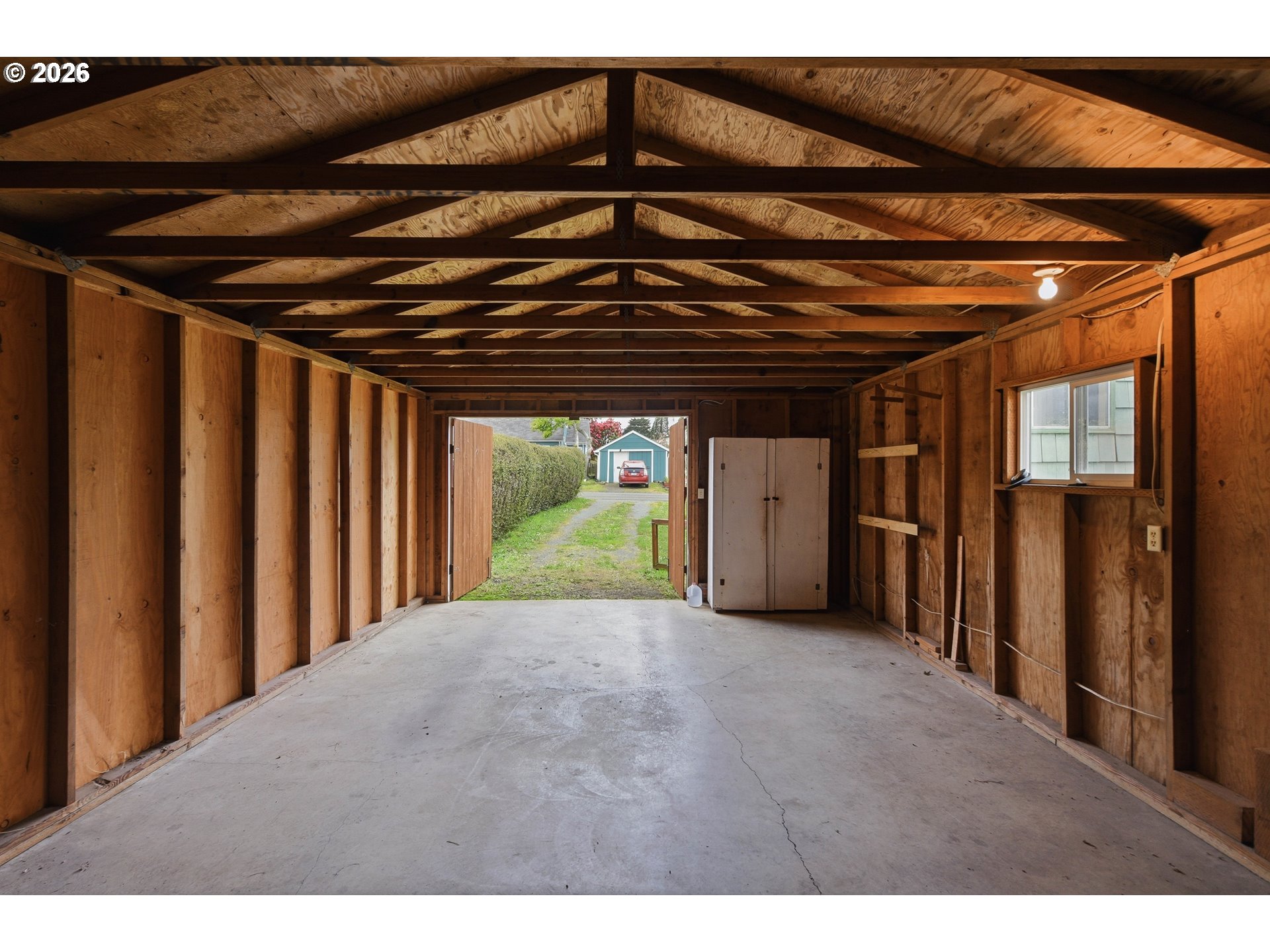 116 Fink Street Coos Bay, OR 97420 - Photo 33 of 42