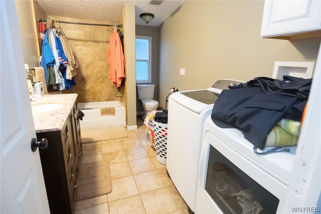 1790 Saltvale Road Middlebury, NY 14569 - Photo 12 of 25 second bathroom/laundry