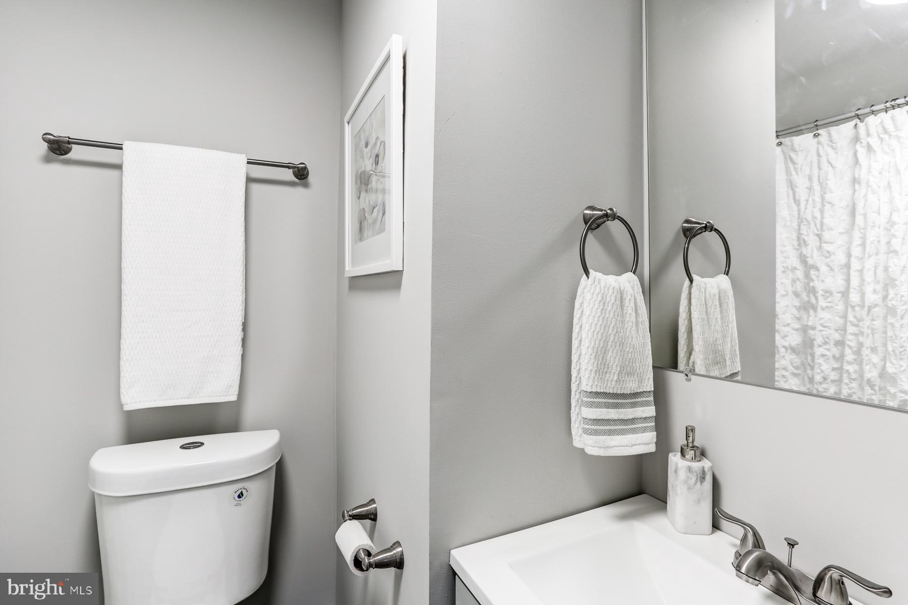 339 Springdale Road York, PA 17403 - Photo 20 of 22 Gallery Image 20