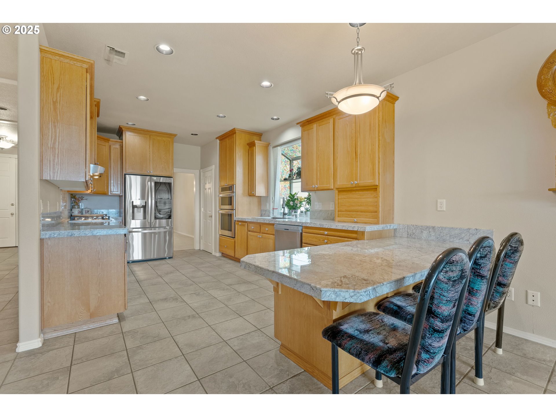 12320 Southwest Aspen Ridge Drive Portland, OR 97224 - Photo 11 of 42 Gallery Image 11