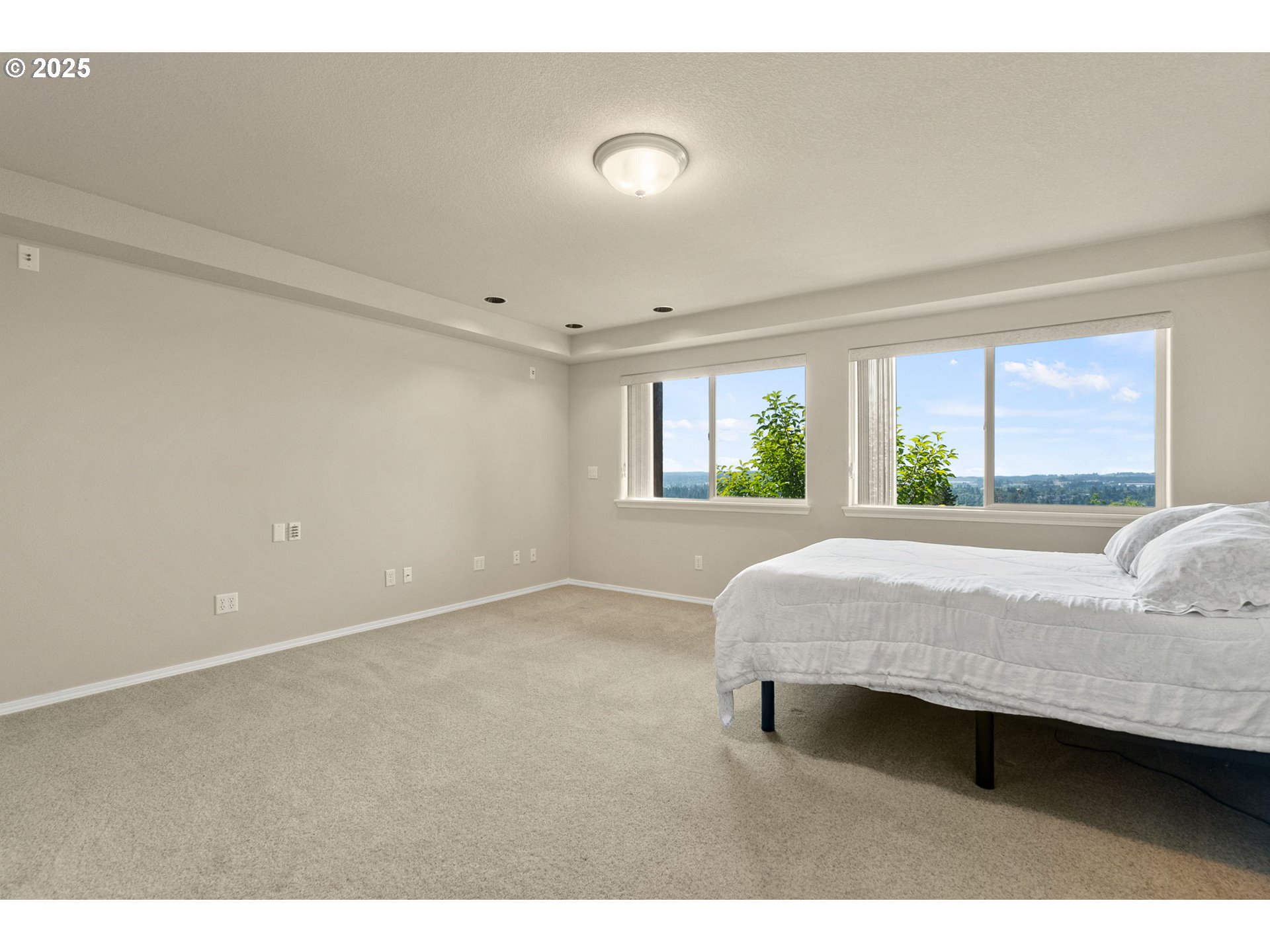 12320 Southwest Aspen Ridge Drive Portland, OR 97224 - Photo 24 of 42 Gallery Image 24