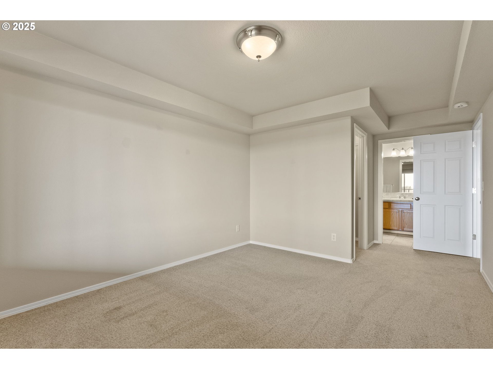 12320 Southwest Aspen Ridge Drive Portland, OR 97224 - Photo 32 of 42 Gallery Image 32