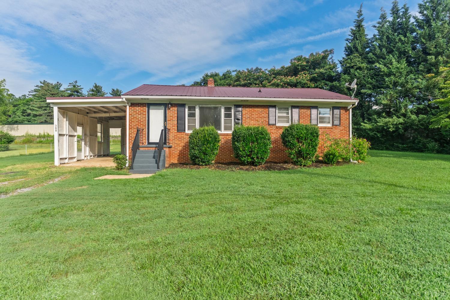 308 Frazier Road Altavista, VA 24517 - Photo 1 of 43 Gallery Image 1