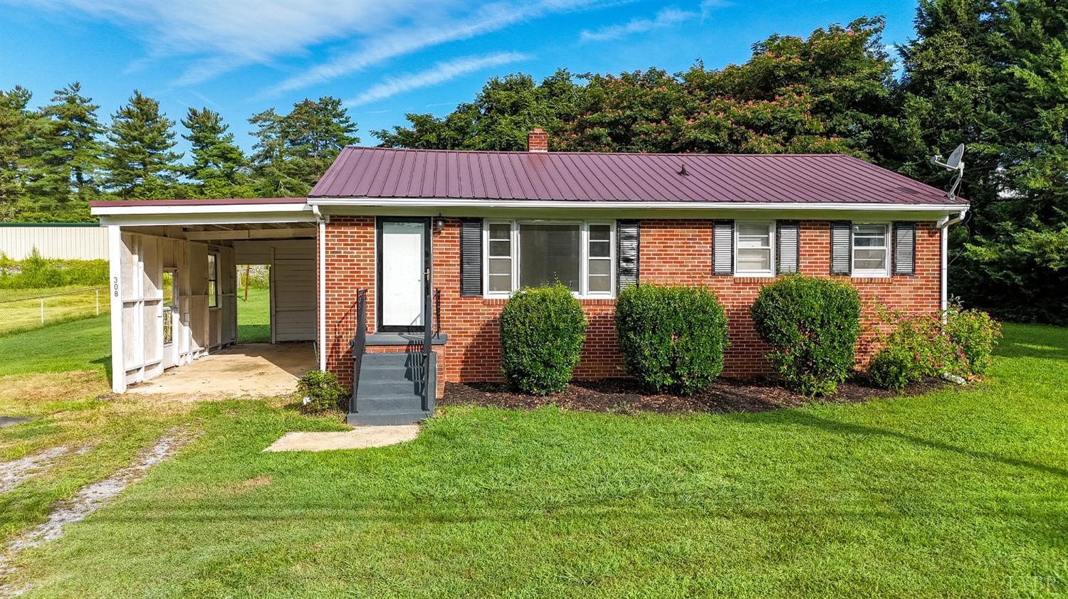 308 Frazier Road Altavista, VA 24517 - Photo 2 of 43 Gallery Image 2