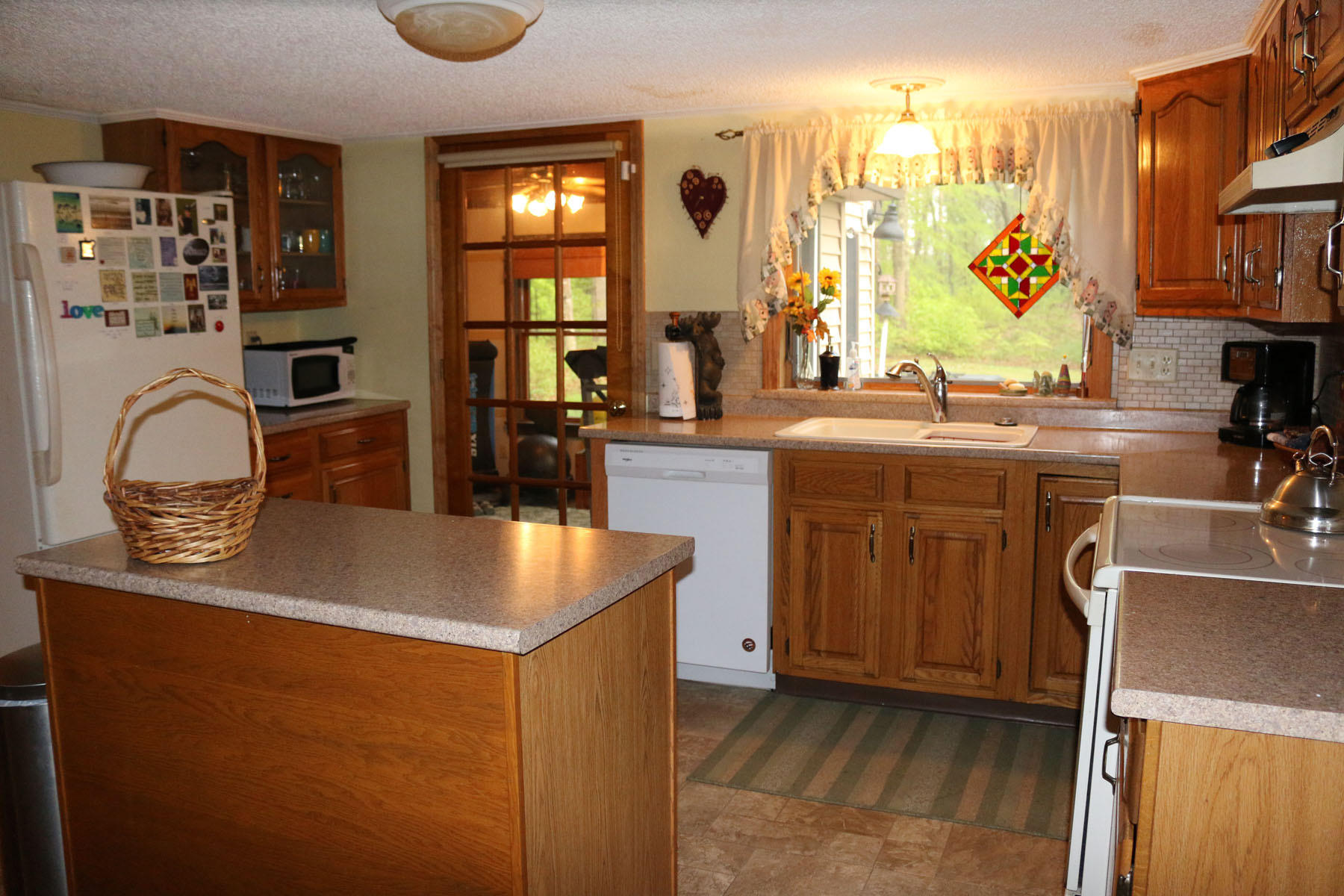 236 East River Road Skowhegan, ME 04976 - Photo 13 of 29 Kitchen