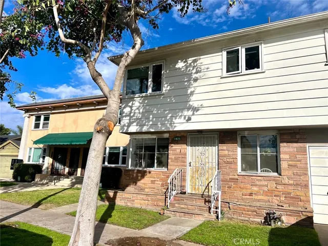 $295,000 | 1825 East 3rd Street, Unit 1, Long Beach, CA 90802