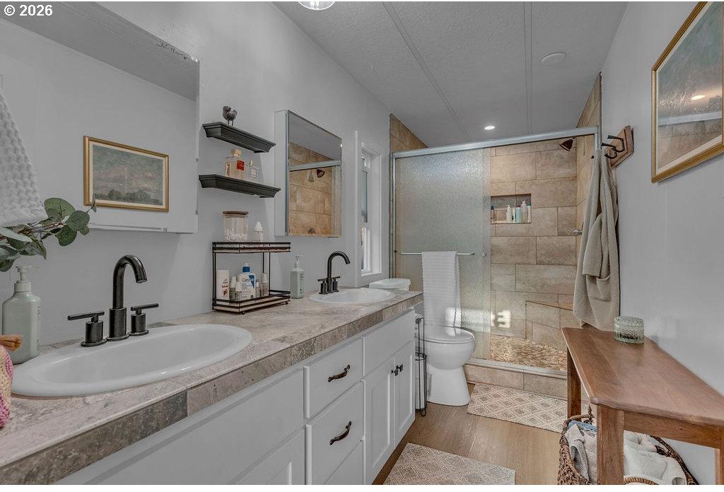 12450 Southwest Fischer Road, Unit 204 Portland, OR 97224 - Photo 23 of 43 Gallery Image 23
