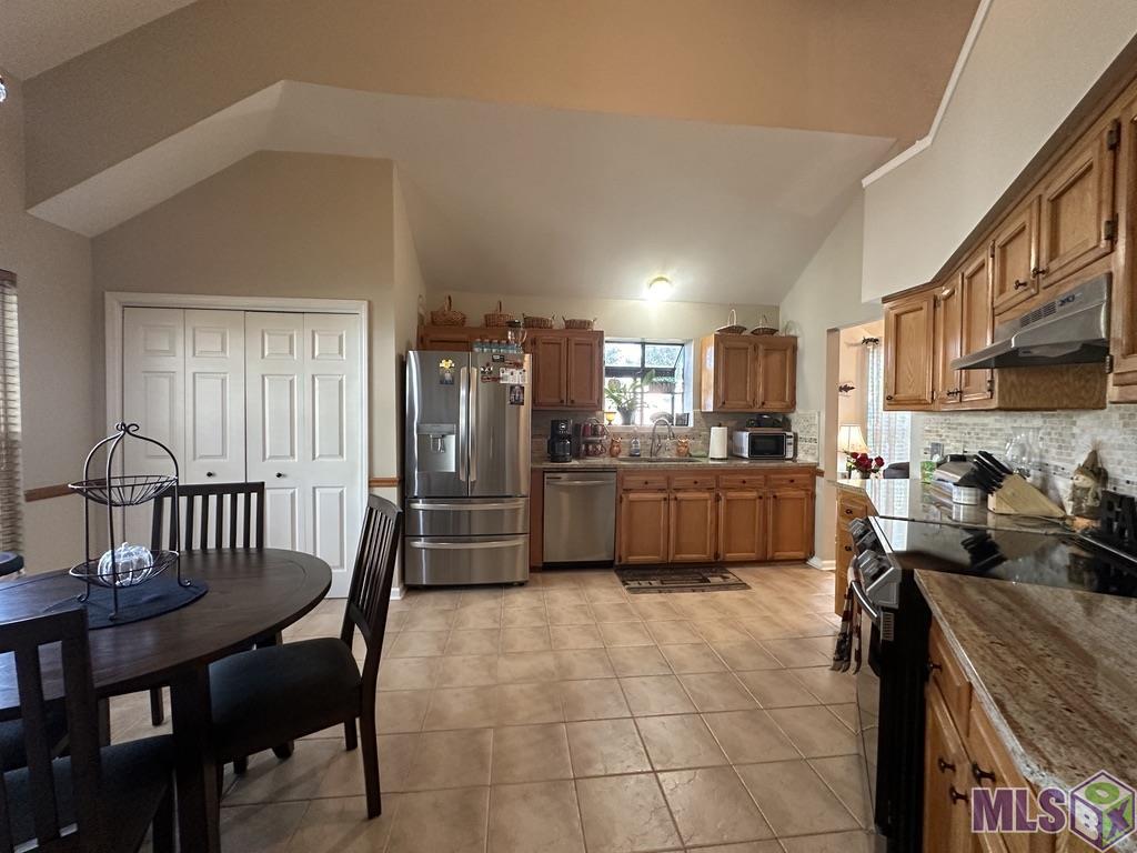 16128 Crepemyrtle Drive Baton Rouge, LA 70817 - Photo 7 of 19 Gallery Image 7