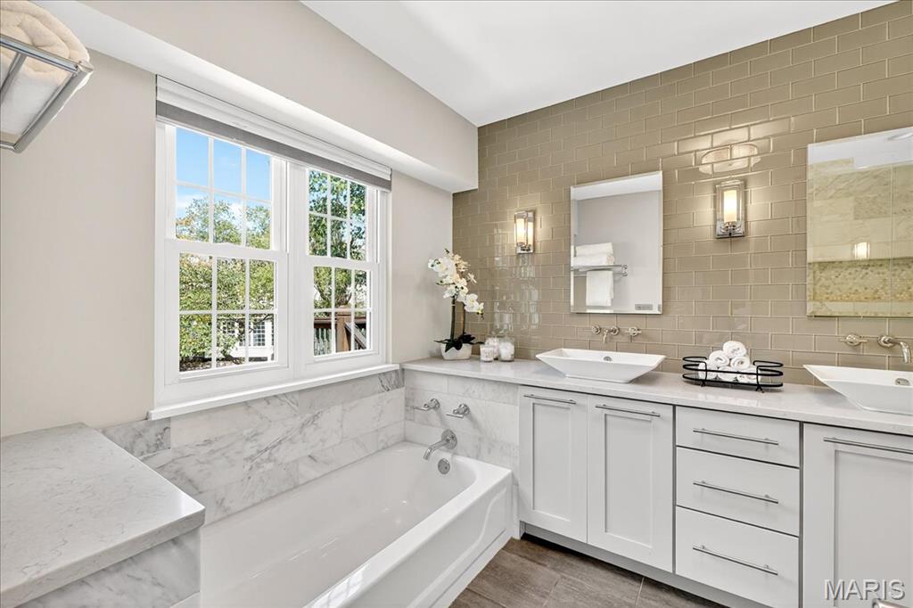 275 Strecker Farms Court Wildwood, MO 63011 - Photo 13 of 54