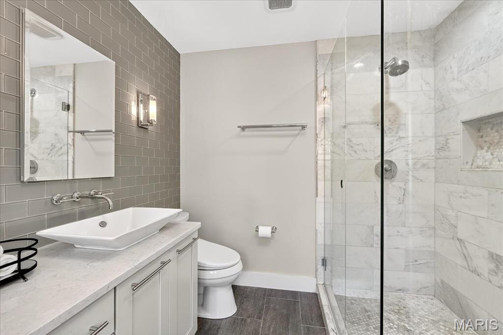 275 Strecker Farms Court Wildwood, MO 63011 - Photo 14 of 54