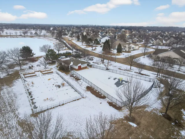 $265,000 | 16459 Buckner Pond Way, Crest Hill, IL 60403