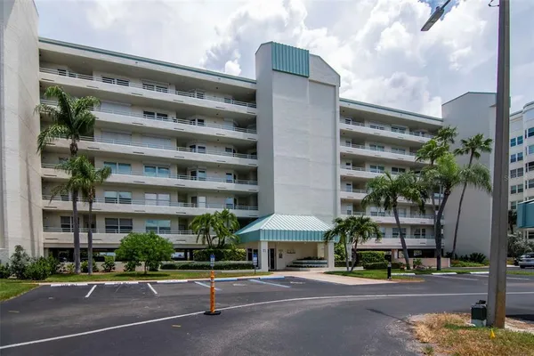 $675,000 | 7979 Sailboat Key Boulevard South, Unit 101, South Pasadena, FL 33707