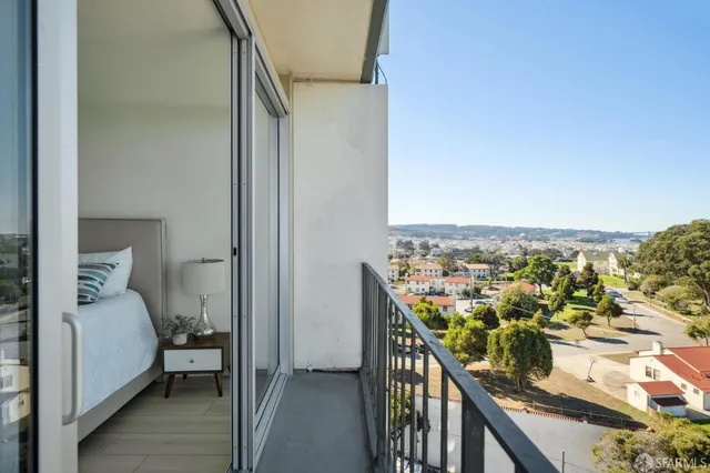 $1,350,000 | 1050 North Point Street, Unit 1002, San Francisco, CA 94109