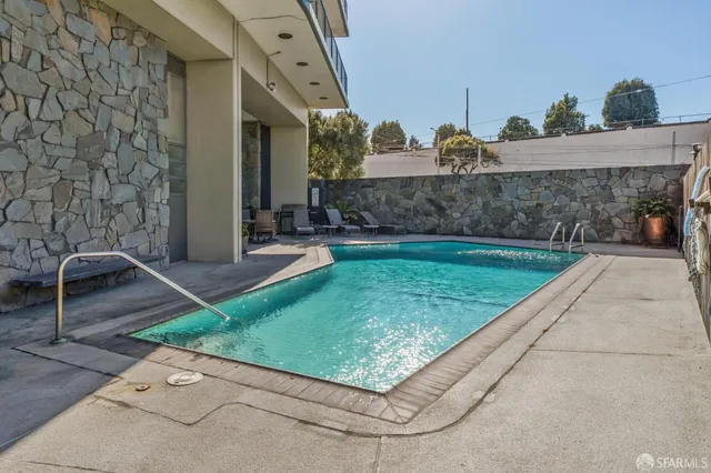 $1,350,000 | 1050 North Point Street, Unit 1002, San Francisco, CA 94109