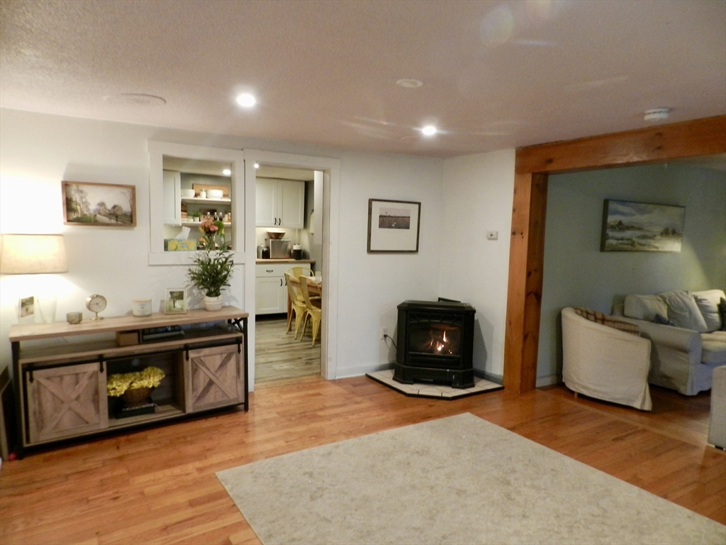 20 Moscow Road West Stockbridge, MA 01266 - Photo 8 of 22