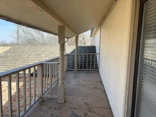 $310,000 | 13 Glenbrook Drive, Borger, TX 79007