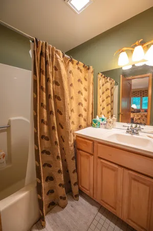 $450,000 | 16 10th Lane, Unit 40, Wilmington, VT 05363