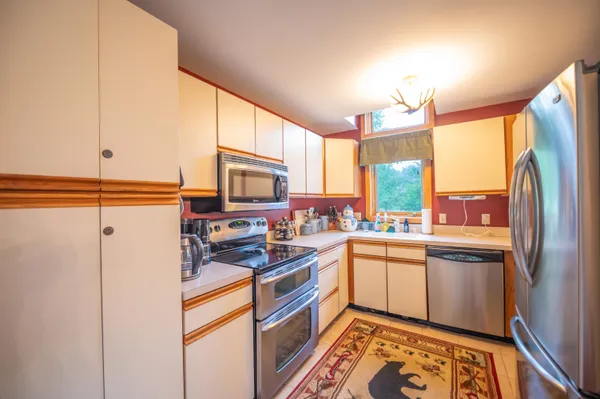 $450,000 | 16 10th Lane, Unit 40, Wilmington, VT 05363