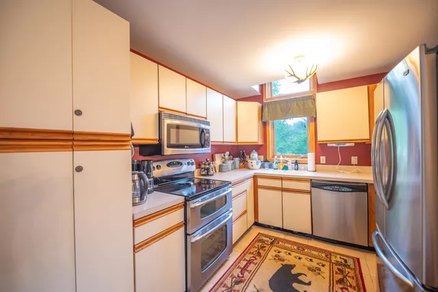 $450,000 | 16 10th Lane, Unit 40, Wilmington, VT 05363