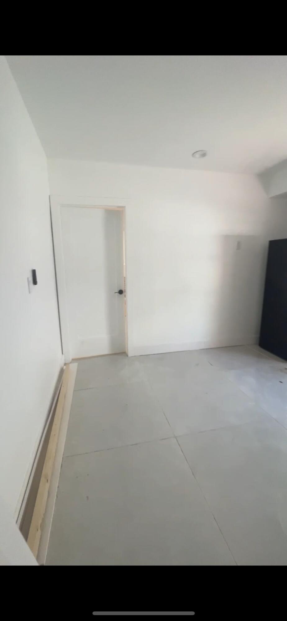 91865 Overseas Highway, Unit 110 Tavernier, FL 33070 - Photo 5 of 7 a view of room