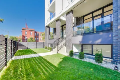 $650,000 | 2456 West Cortez Street, Unit 2E, Chicago, IL 60622