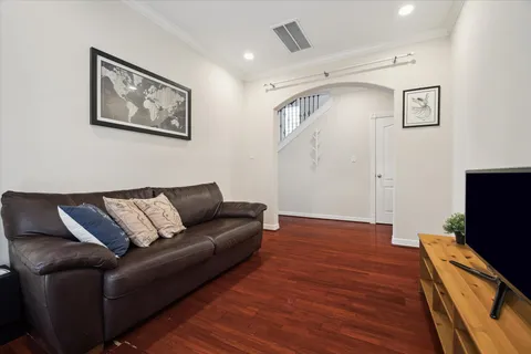 $575,000 | 5717 Val Verde Street, Unit C, Houston, TX 77057