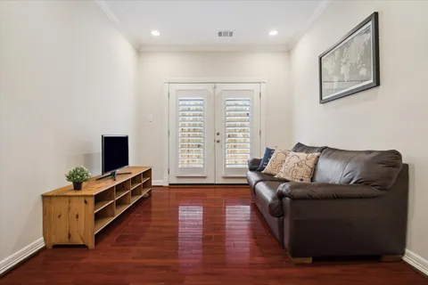 $575,000 | 5717 Val Verde Street, Unit C, Houston, TX 77057