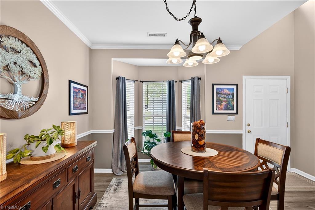 2 Pilot Ridge Court Greensboro, NC 27407 - Photo 4 of 47