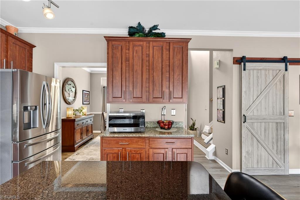 2 Pilot Ridge Court Greensboro, NC 27407 - Photo 10 of 47