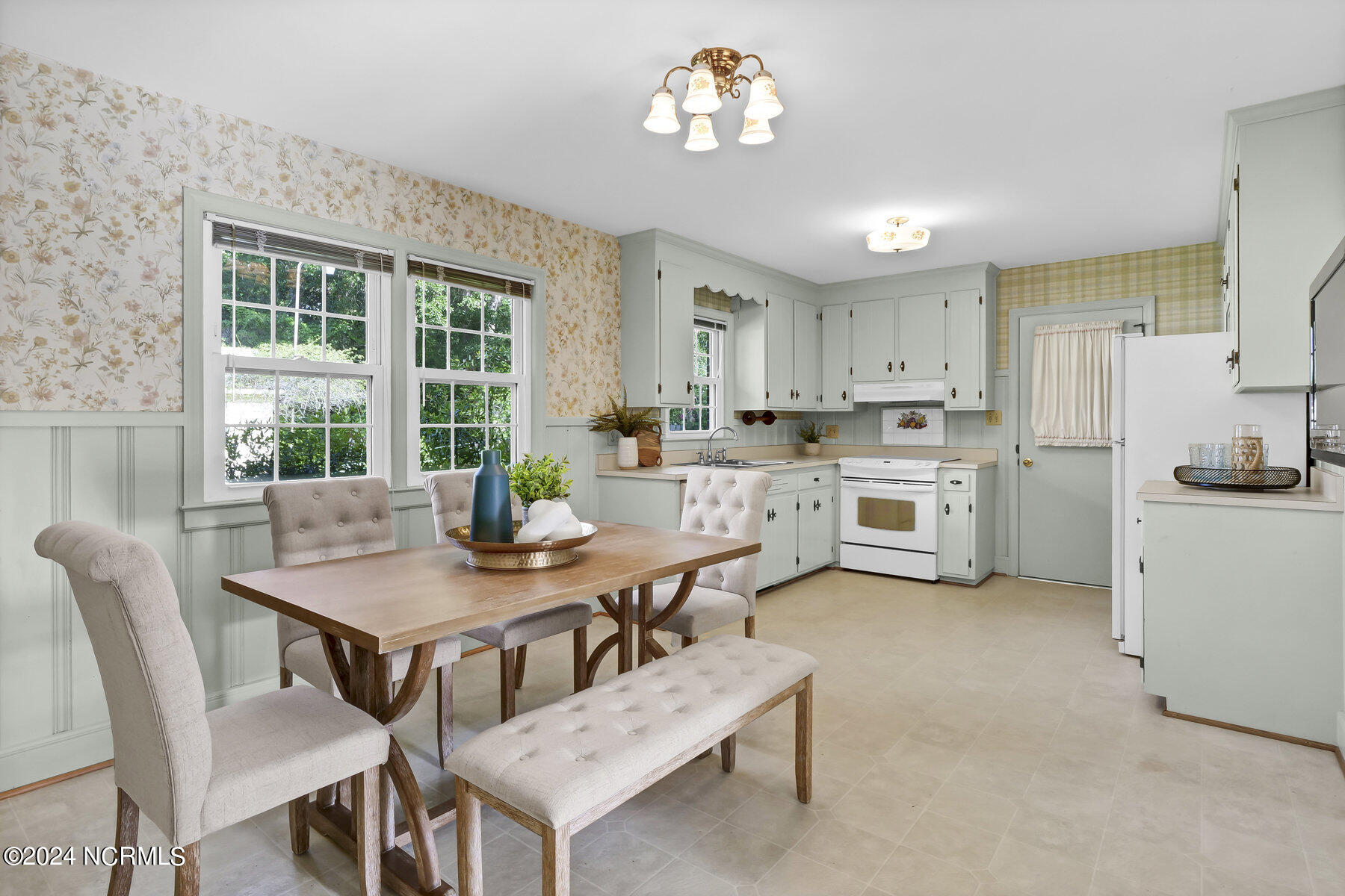 223 Huntington Road Wilmington, NC 28403 - Photo 9 of 28 009_p1499875_977