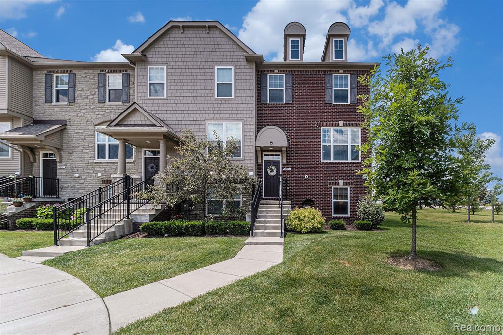 2806 Hartwick Drive Rochester, MI 48307 - Photo 1 of 35