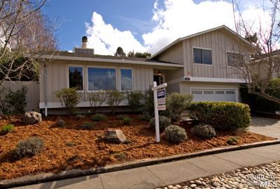 384 Riviera Drive San Rafael, CA 94901 - Photo 1 of 12 Gallery Image 1