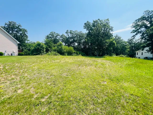 a view of an ocean from a yard
