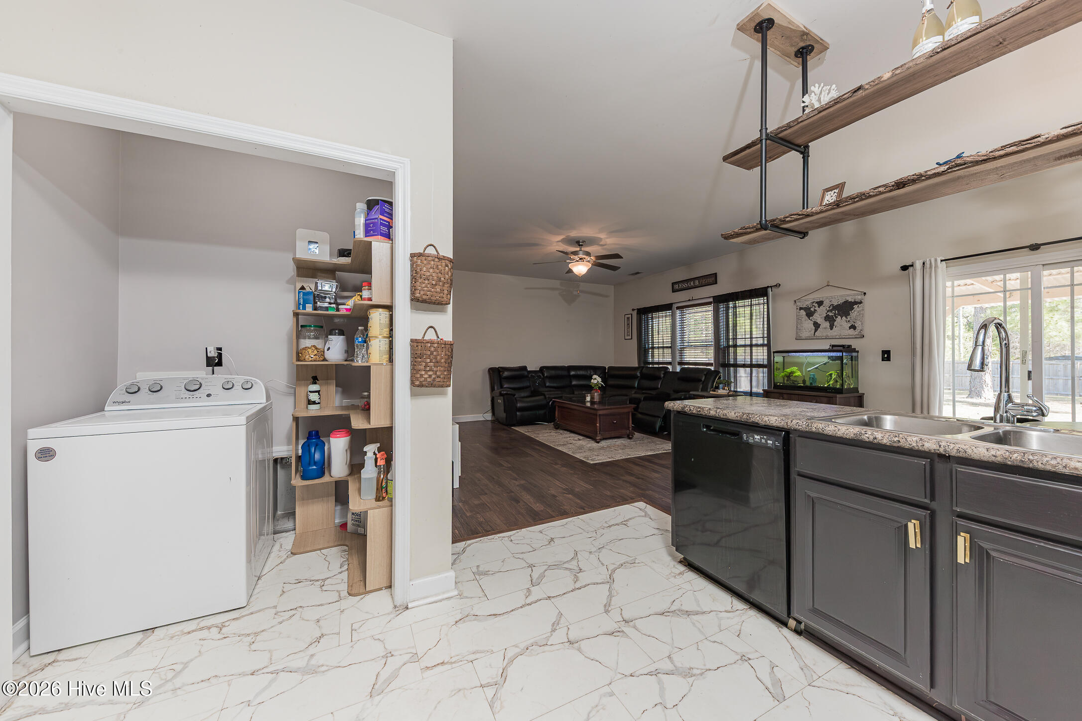 101 Boysenberry Fields Road Maple Hill, NC 28454 - Photo 22 of 43 22KITCHEN