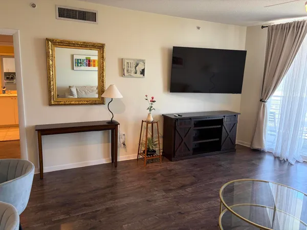 $2,750 | 1551 North Flagler Drive, Unit 808, West Palm Beach, FL 33401