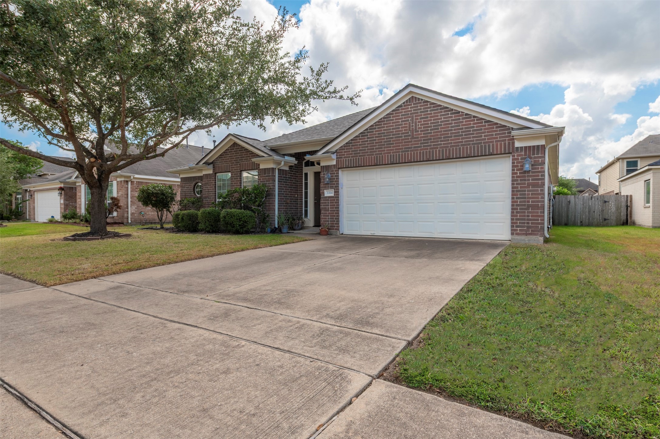 3314 Single Ridge Way Katy, TX 77493 - Photo 24 of 24 Qaunt home with fresh interior paint and new flooring
