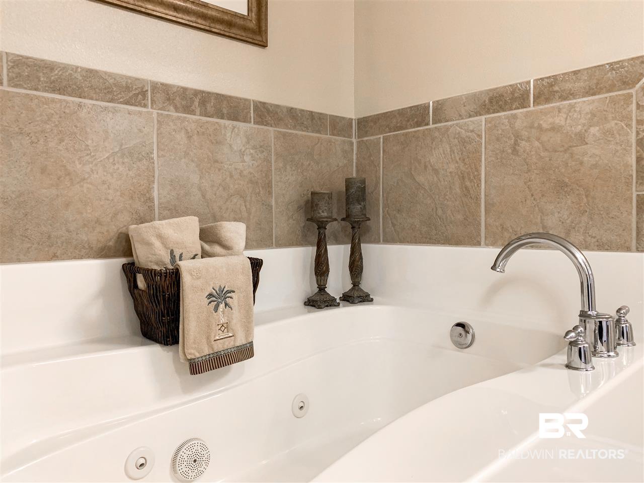 27724 Oakachoy Loop Daphne, AL 36526 - Photo 21 of 40 Master Bath