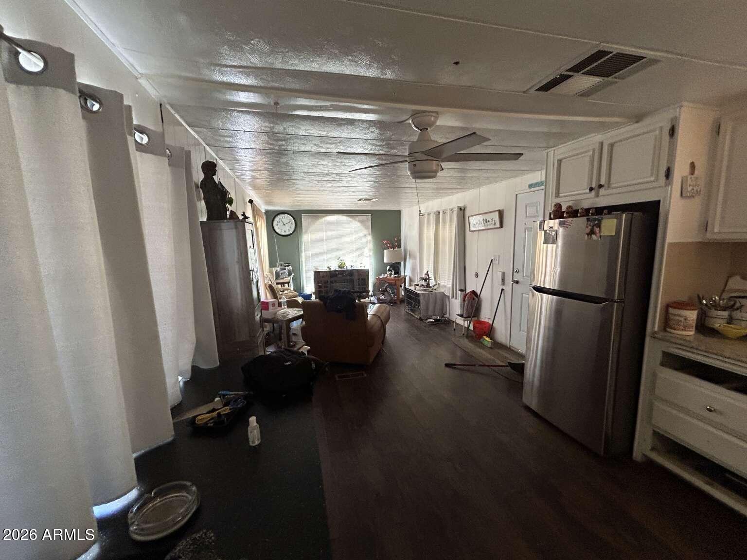 1250 East Bell Road Phoenix, AZ 85022 - Photo 13 of 17 Fernandez.13