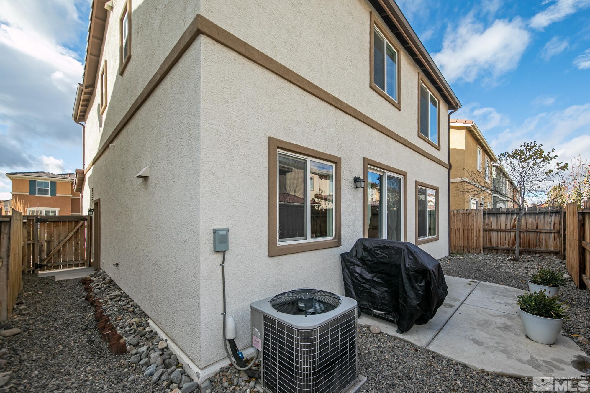2093 Waterhouse Road Reno, NV 89521 - Photo 28 of 30 a front view of a house