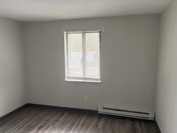 $825 | 200 Milltown Road, Unit 207, New Kensington, PA 15068