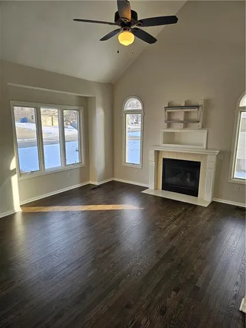 $395,000 | 108 Cedar Street, Smithville, MO 64089