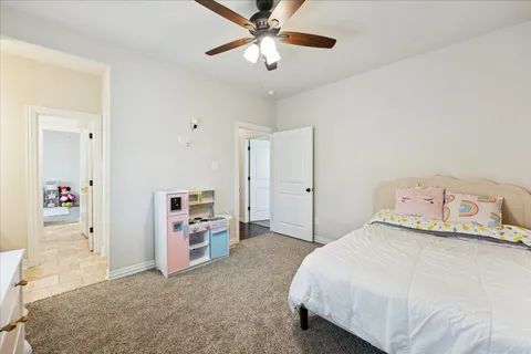 $725,000 | 7923 Stratford Hall Drive, Rosharon, TX 77583