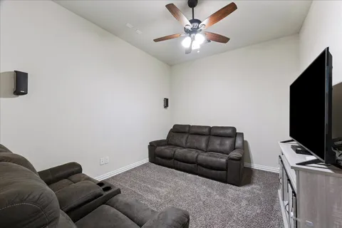 $725,000 | 7923 Stratford Hall Drive, Rosharon, TX 77583