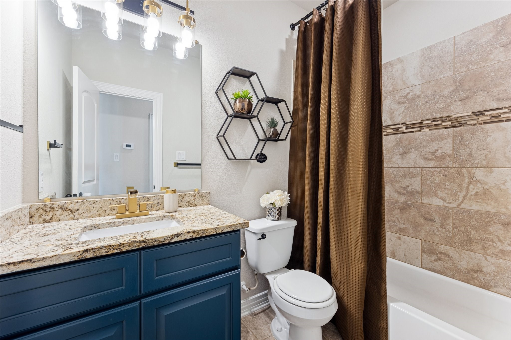 7923 Stratford Hall Drive Rosharon, TX 77583 - Photo 23 of 32