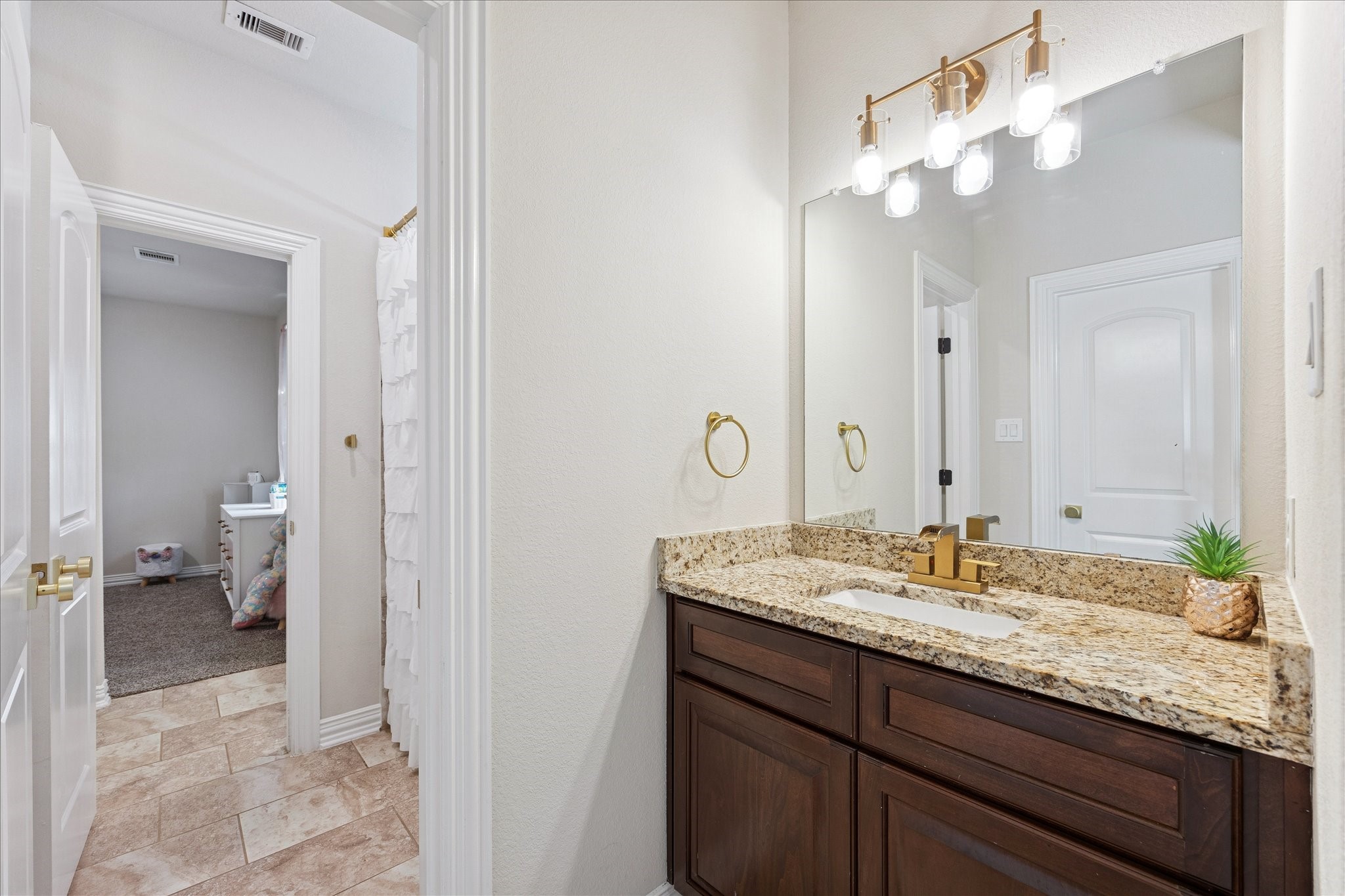 7923 Stratford Hall Drive Rosharon, TX 77583 - Photo 24 of 32