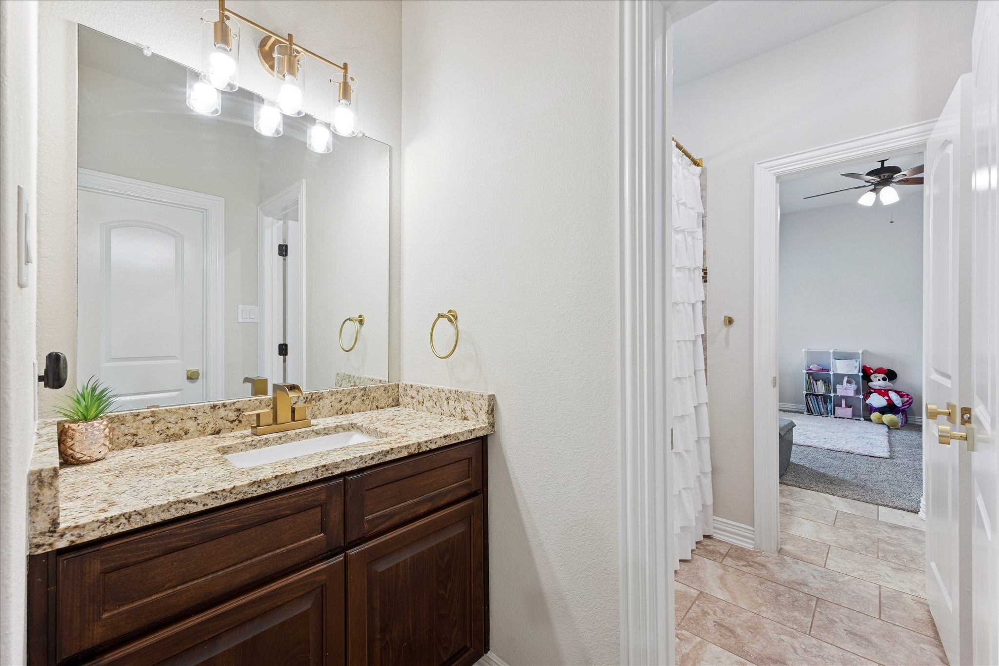 7923 Stratford Hall Drive Rosharon, TX 77583 - Photo 25 of 32