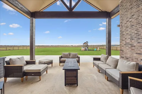 $725,000 | 7923 Stratford Hall Drive, Rosharon, TX 77583