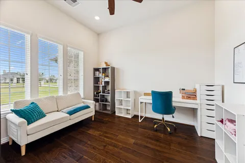 $725,000 | 7923 Stratford Hall Drive, Rosharon, TX 77583