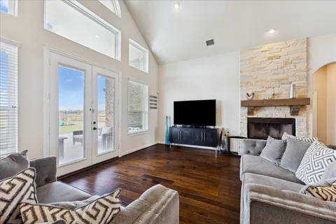 $725,000 | 7923 Stratford Hall Drive, Rosharon, TX 77583